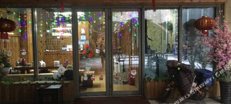 青岛天舒太空舱客栈(凯德广场清江路地铁站店)图片