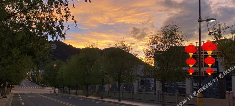 拉萨仲仲嘎布民宿图片