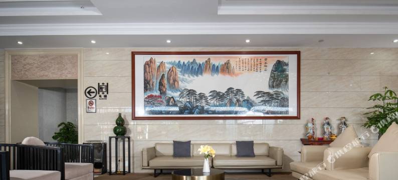 防城港龙运达大酒店(中央海洋公园店)图片