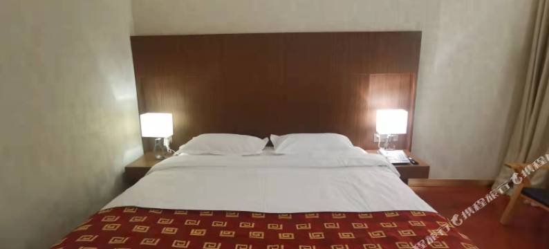 汤连得温泉酒店(上海118店)图片