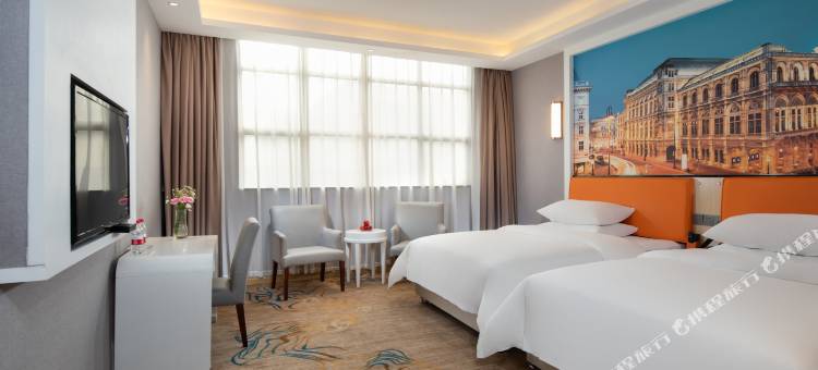 维也纳智好酒店(广州番禺石碁文化广场店)图片