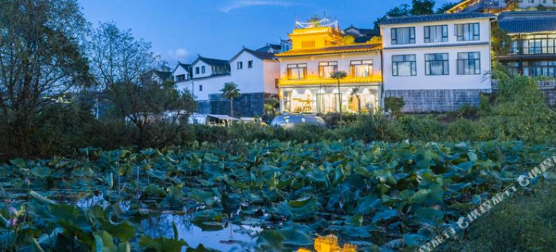 腾冲与归温泉度假客栈图片