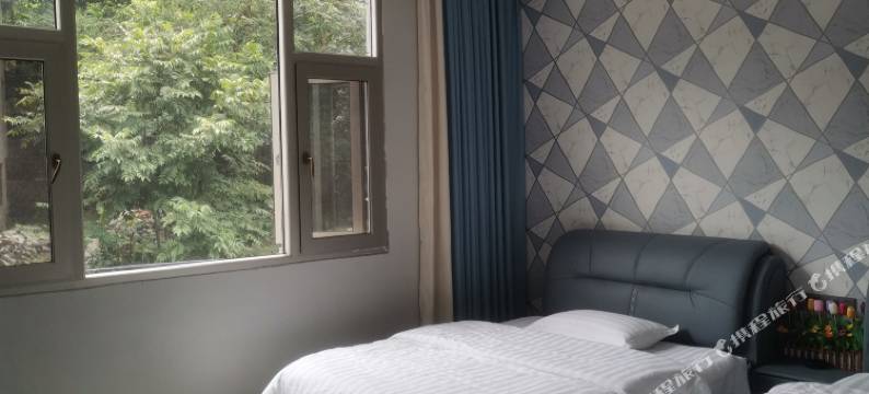 大榕树客栈(尼珠河大峡谷店)图片