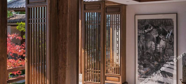 大理洱源朴山.野奢森林温泉图片