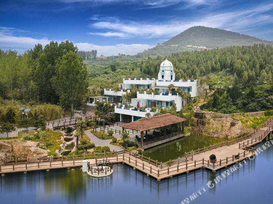 兰陵压油沟爱琴海民宿