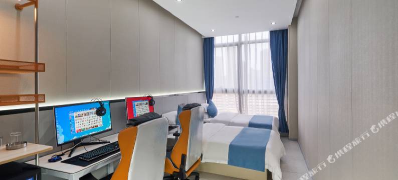 网鱼电竞酒店(杭州滨江银泰店)图片