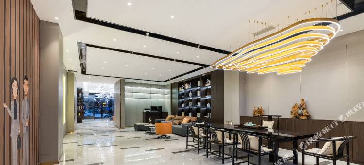 白玉兰酒店(枣庄吾悦广场店)图片