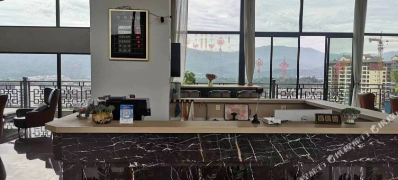 和颐四季假日酒店图片