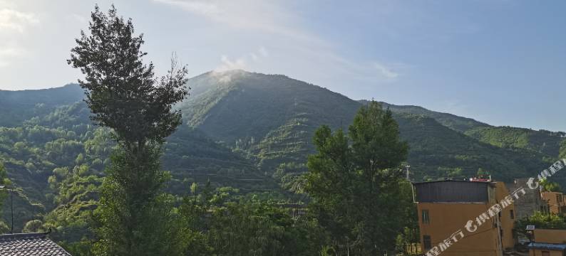 官鹅沟明湖客栈图片