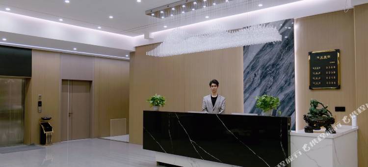 维尔纳酒店(乌兰察布高铁站店)图片