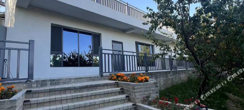 霍城县果子沟水木田园山庄图片