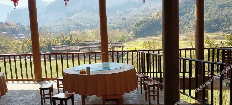 广南大榕树下民宿图片