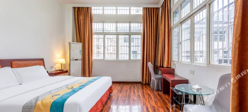 常来时尚酒店(武汉后湖兴业路地铁站店)图片