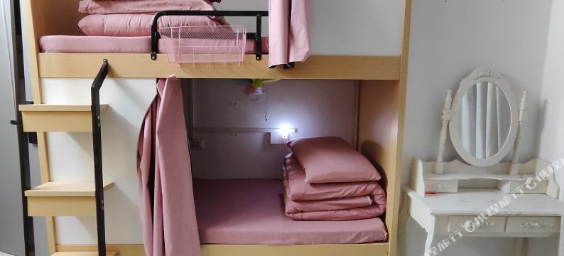 下一站柳州青年旅舍(柳州高铁站谷埠街国际商城店)图片