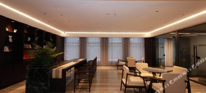 沃尔顿国际酒店(赣州信丰站店)图片