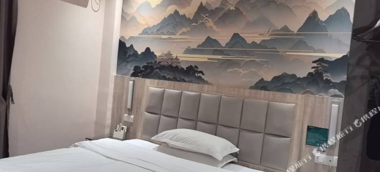 阳春新月酒店(龙宫岩景区店)图片