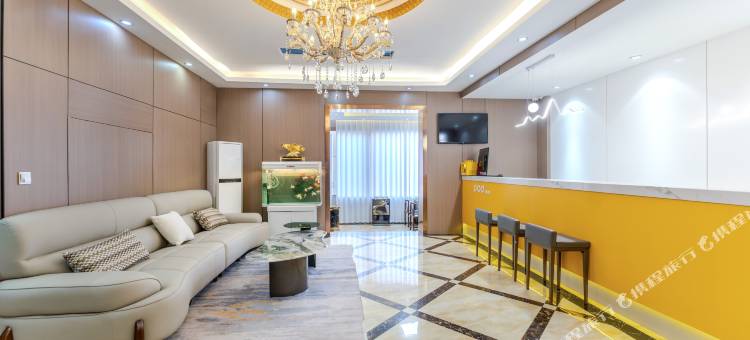 布丁•XI'AN CHANG'AN•巨幕影院酒店(西安唐都医院半坡地铁站店)图片