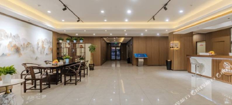 吉木萨尔五星湾酒店图片