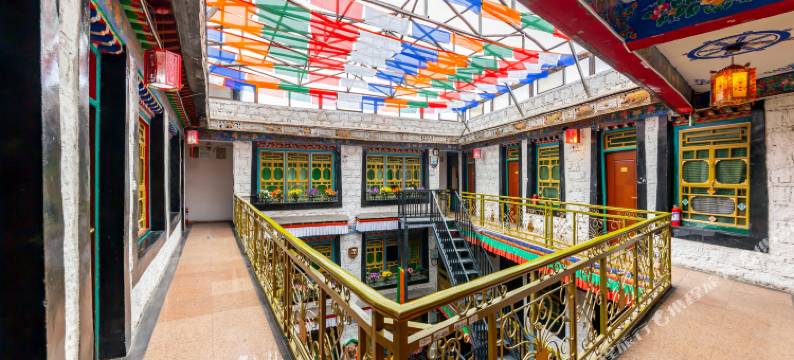 诺布仓观景富氧酒店(八廓街大昭寺店)图片