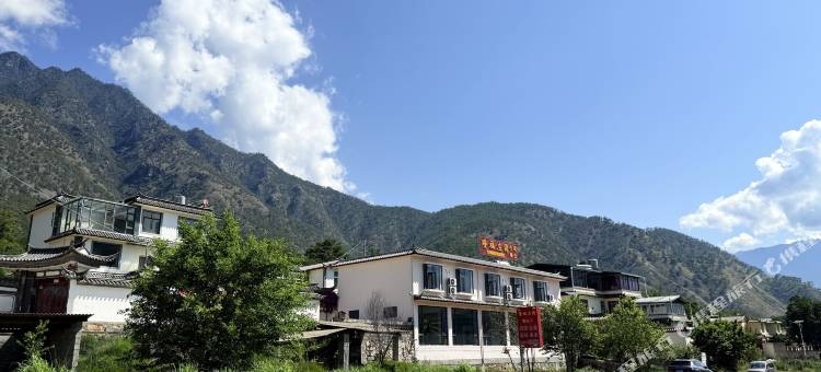 香格里拉隆福庄园图片