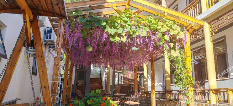 老闫客栈(聚灵峡灵山风景区店)图片