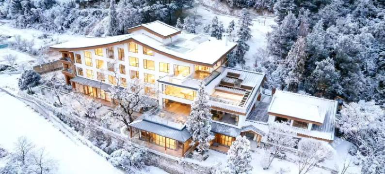 卧游·古核隐庐民宿(金佛山店)图片