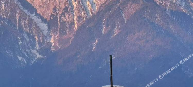 冶勒湖漫途山居民宿图片