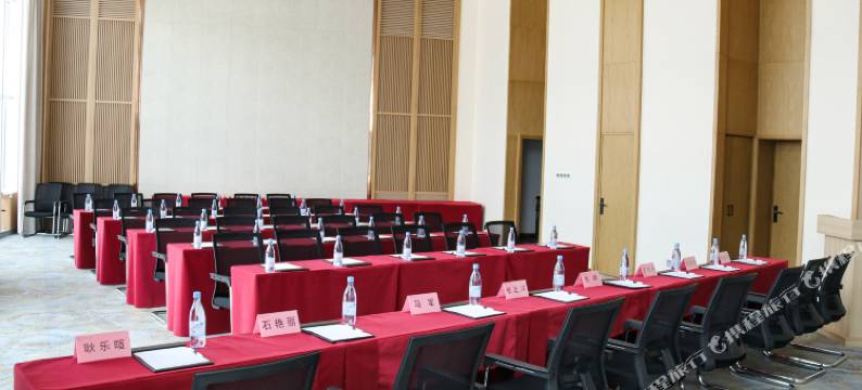公航旅·祁连明珠酒店(丝绸之路甘州不夜城湿地公园店)图片
