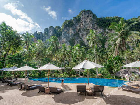 班赛奈度假酒店