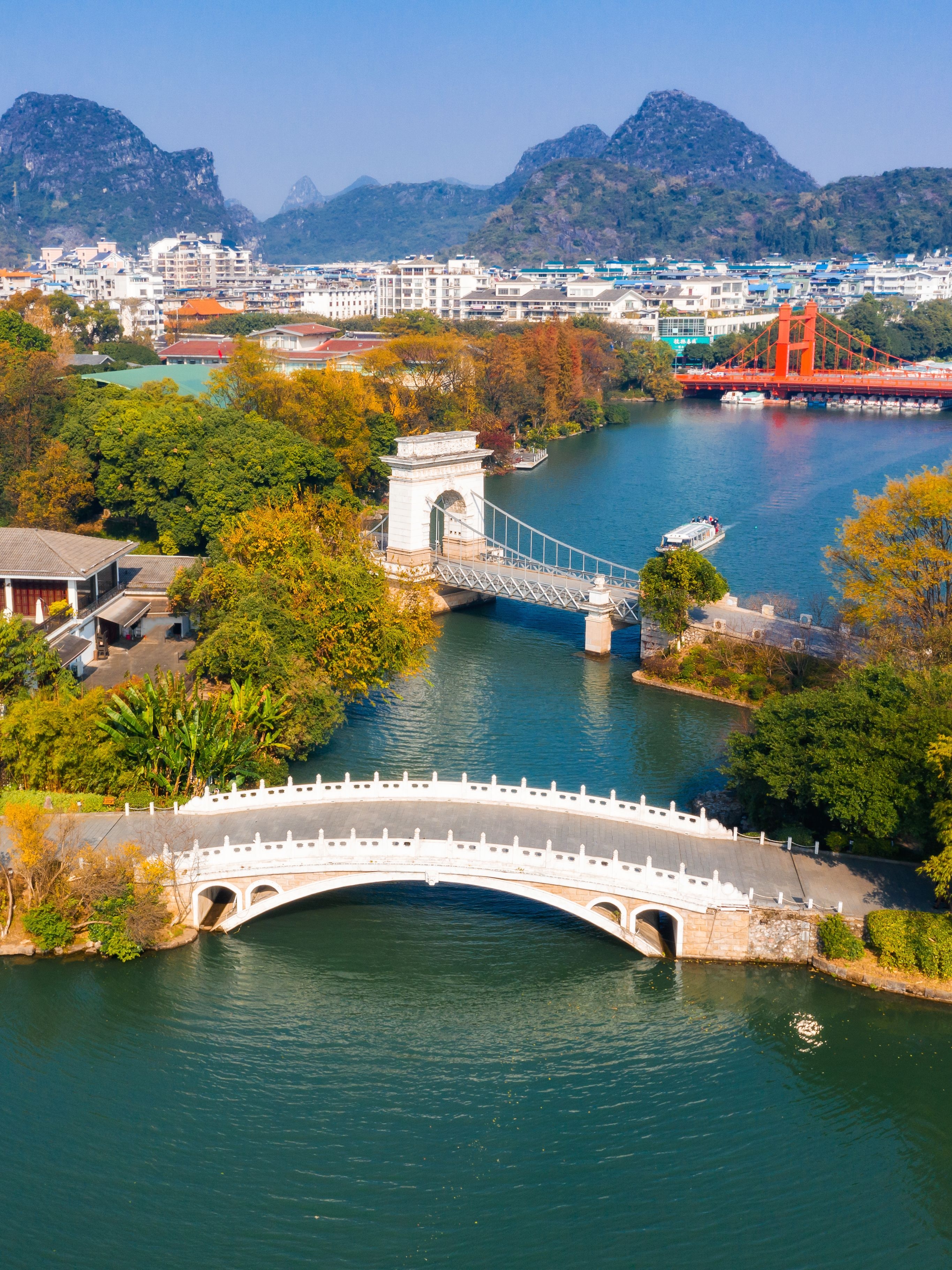 AROMA TEA HOUSE Over view