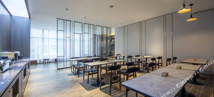 汉庭酒店(郑州新郑机场长安路店)图片