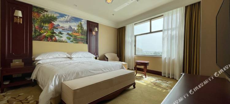 维也纳国际酒店(阿克苏机场店)图片