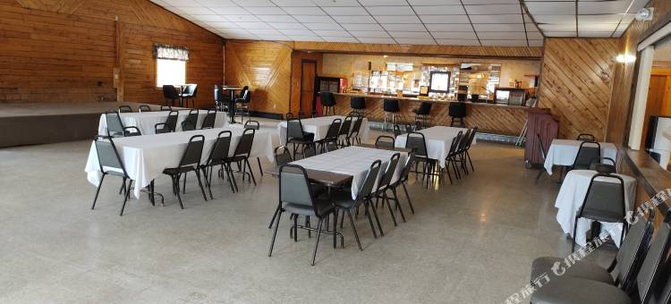 爱酒店圣约翰河 by OYO at 肯特堡 ME(Love Hotels St John River by OYO at Fort Kent ME)图片