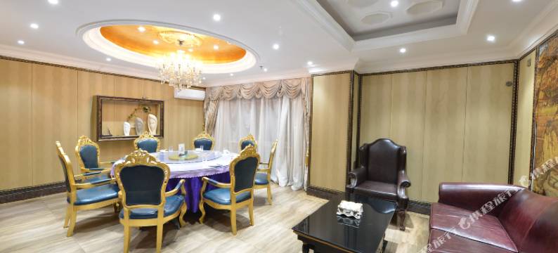 一诺瑞雪酒店(富蕴客运站人民医院店)图片