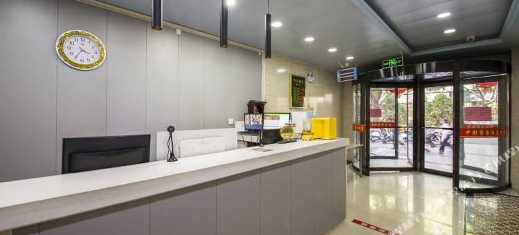 中影酒店(中卫鼓楼店)图片