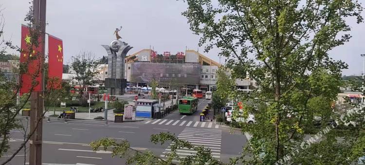 船山区万和宾馆(遂宁站店)图片