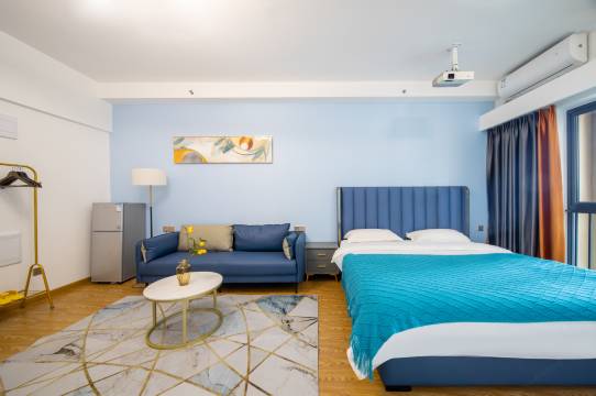 颐尚民宿(金山大道分店)