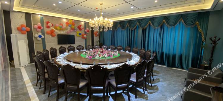 温宿鼎隆大酒店图片