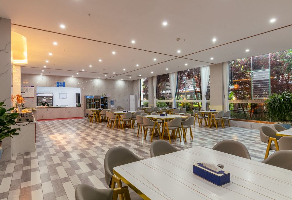 Ruishang Yuejing Hotel Hotel Overview