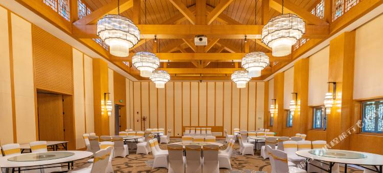 乌江寨廻龙湾酒店(遵义店)图片