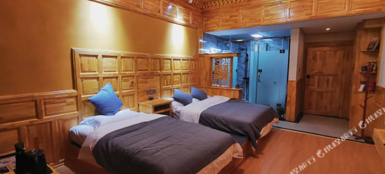 迭部扎尕那阿班民宿图片