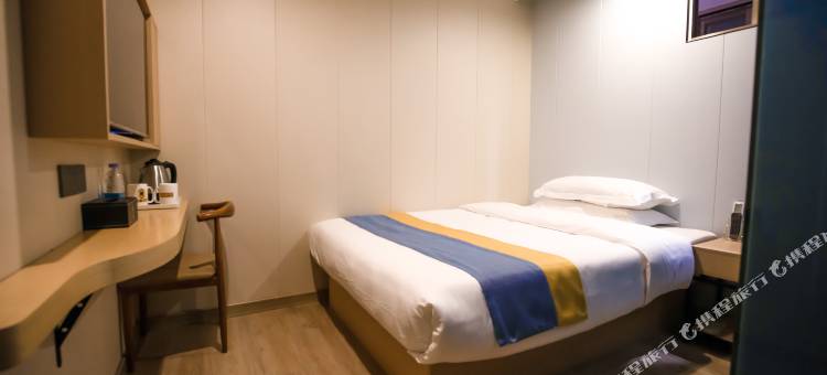 速8酒店(福州三坊七巷茶亭地铁站店)图片