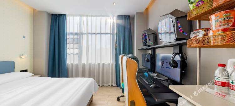 网鱼电竞酒店(广州建华汇大石地铁站店)图片