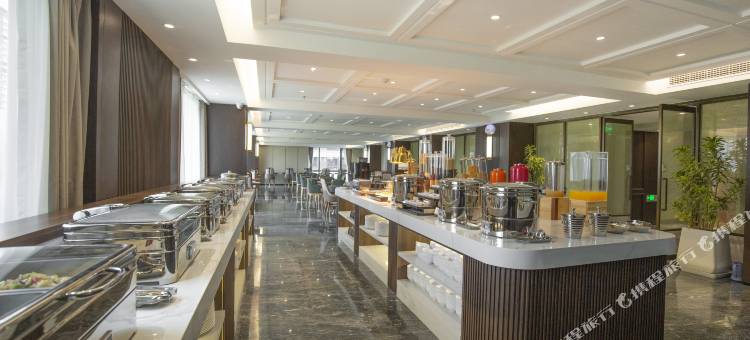 济宁吾悦广场体育中心美仑酒店图片