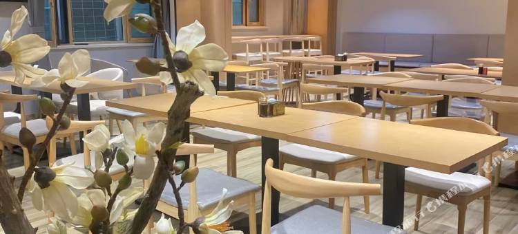 速8精选酒店(安阳高铁迎宾公园店)图片