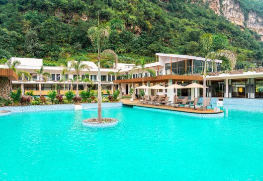 梦景·清云度假酒店外景图