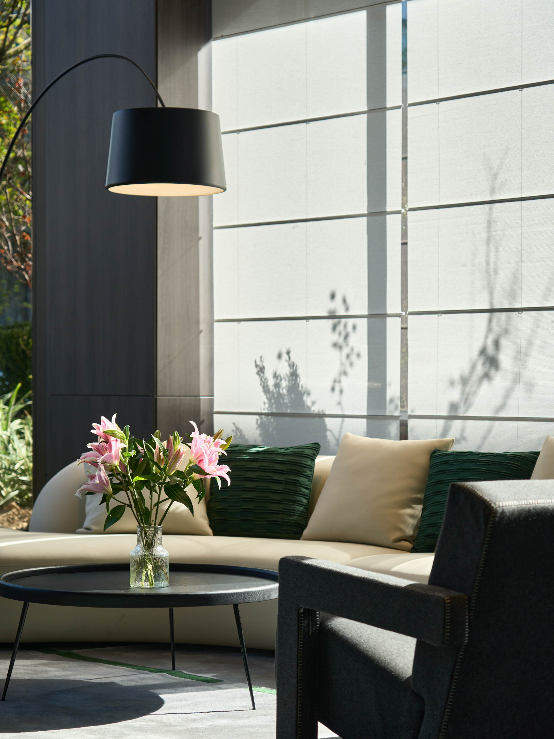 VEEGLE BY LANDISON HOTEL Over view