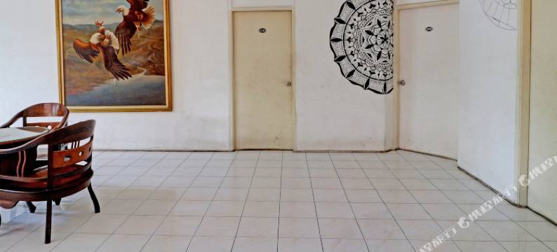 OYO 2452 酒店地铁(RedDoorz Near Metro Bandung)图片