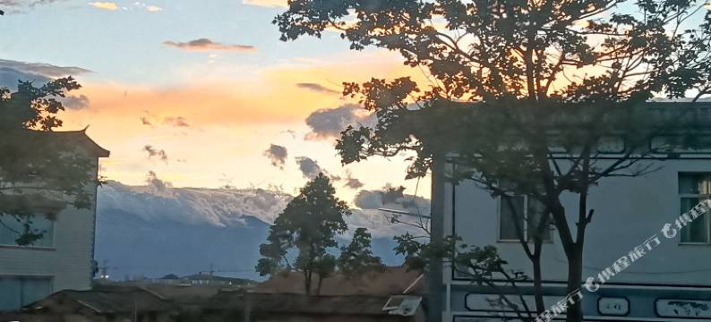 大理空港酒店・洱畔小筑(大理凤仪机场店)图片