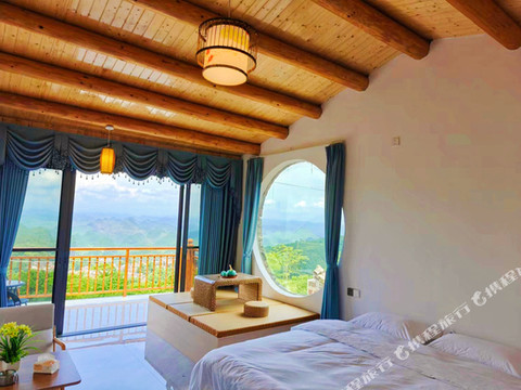 连南千年瑶寨听雪楼